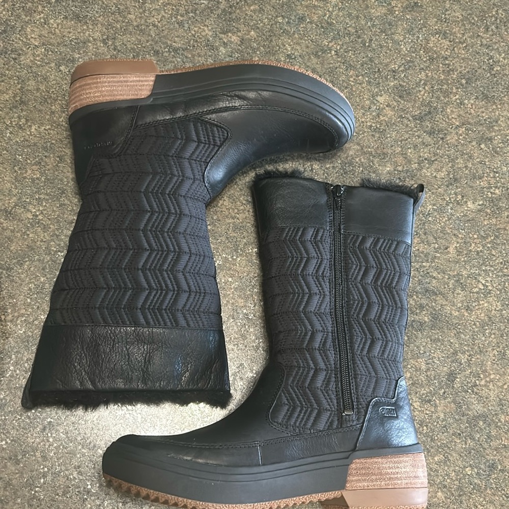 Merrell boots 9.5